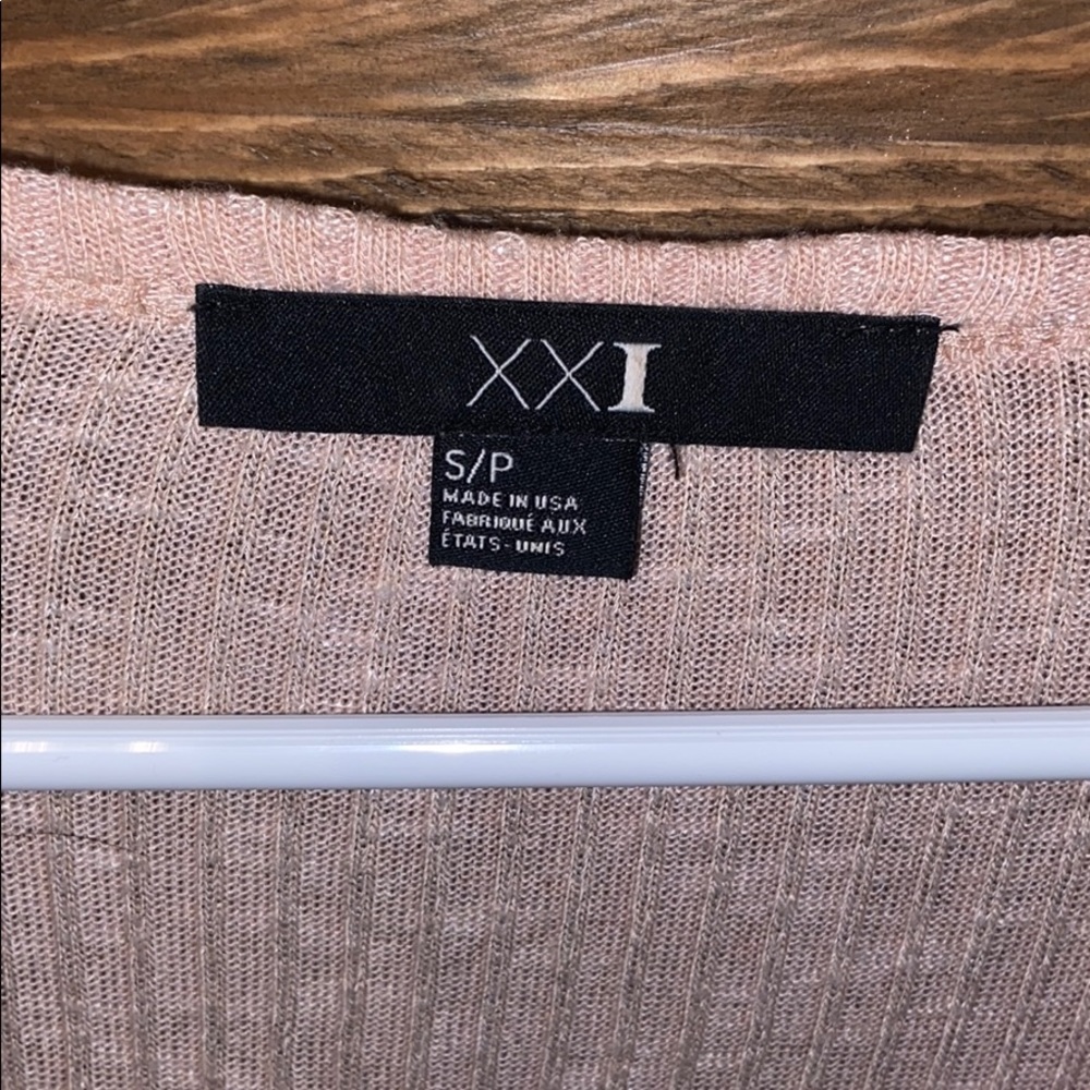 Pink Sweater - Picture 2 of 3